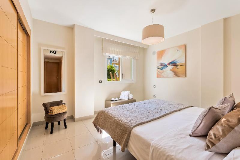 Cortijo Del Mar Resort Εστεπόνα Δωμάτιο φωτογραφία